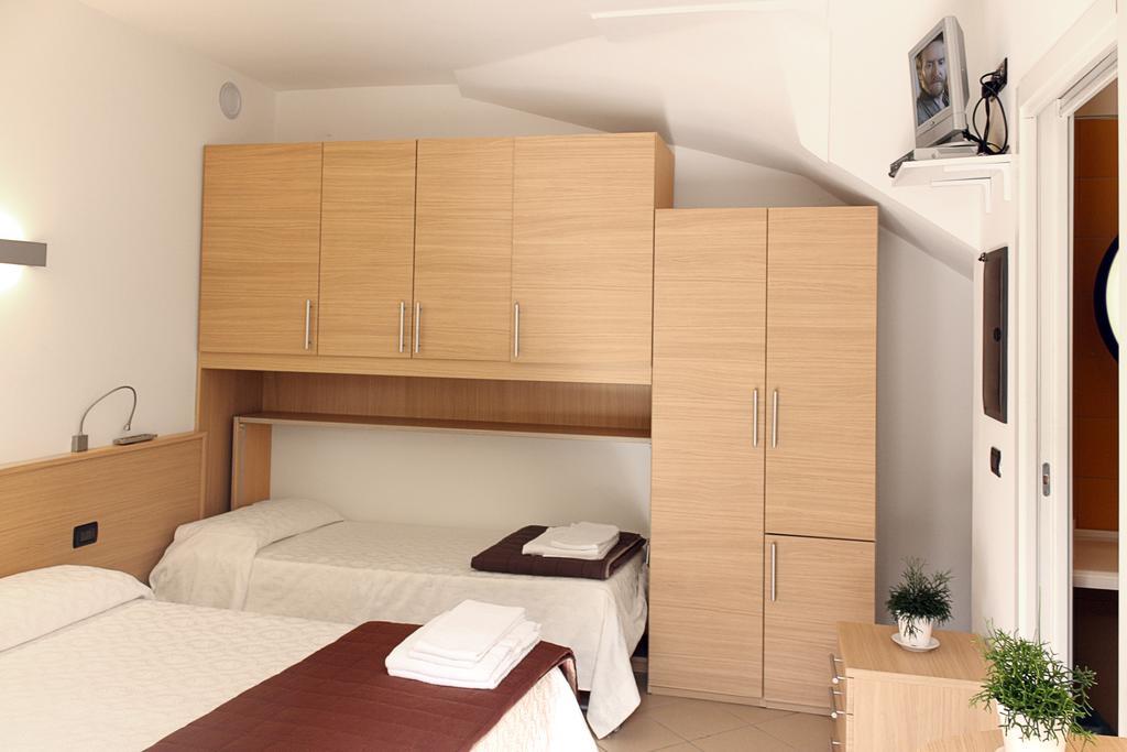 Comfort Triple Room,416179386:JPEG